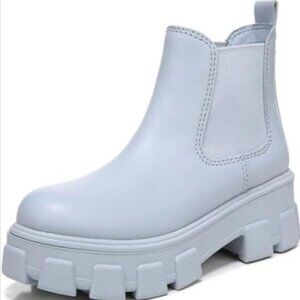 Circus NY by Sam Edelman Lug Platform Chelsea Boot Size 8.5 like new